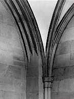 GothicCorner_tn.jpg (5804 bytes)